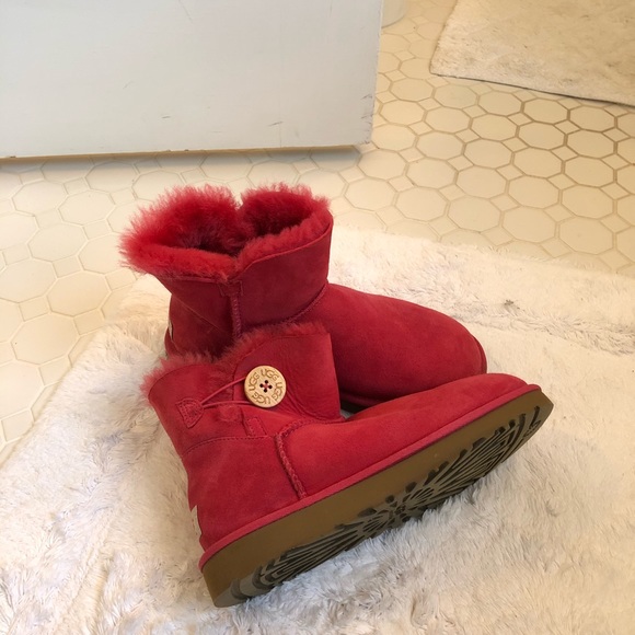 UGG Shoes - Pink/reddish Uggs NWOT